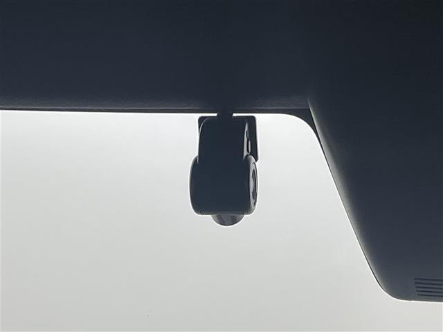 ウェイク ＧターボリミテッドＳＡＩＩＩ　純正ナビ／フルセグＴＶ　パノラマモニター　ナビ連動前方ドライブレコーダー　衝突軽減ブレーキ　横滑り防止装置　アイドリングストップ　両側電動スライドドア　プッシュスタート　純正１５インチＡＷ　ＬＥＤ（13枚目）