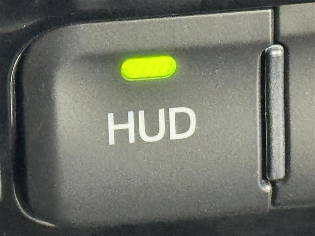 プリウス Ａ　アルパイン９型ナビ／フルセグＴＶ　バックカメラ　レーダー探知機　前方ドラレコ　ビルトインＥＴＣ　トヨタセーフティセンス　アクセル踏み間違い防止　ＢＳＭ　パーキングアシスト　ＨＵＤ　純正１５インチＡＷ（26枚目）