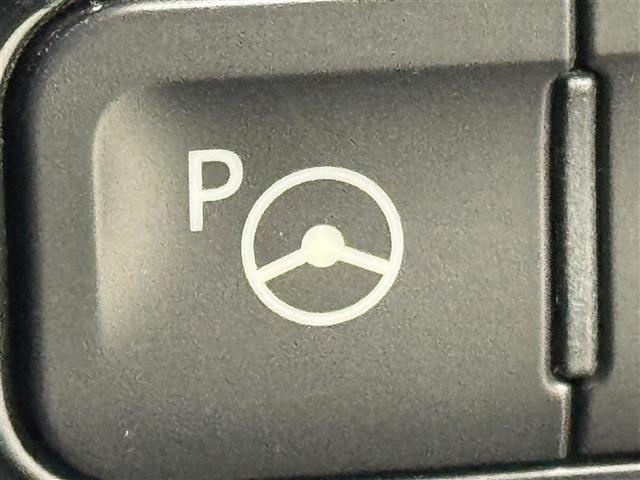 プリウス Ａ　アルパイン９型ナビ／フルセグＴＶ　バックカメラ　レーダー探知機　前方ドラレコ　ビルトインＥＴＣ　トヨタセーフティセンス　アクセル踏み間違い防止　ＢＳＭ　パーキングアシスト　ＨＵＤ　純正１５インチＡＷ（29枚目）