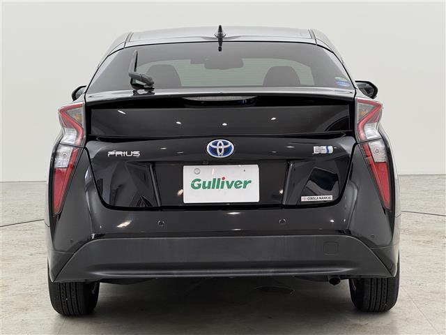 プリウス Ａ　アルパイン９型ナビ／フルセグＴＶ　バックカメラ　レーダー探知機　前方ドラレコ　ビルトインＥＴＣ　トヨタセーフティセンス　アクセル踏み間違い防止　ＢＳＭ　パーキングアシスト　ＨＵＤ　純正１５インチＡＷ（43枚目）