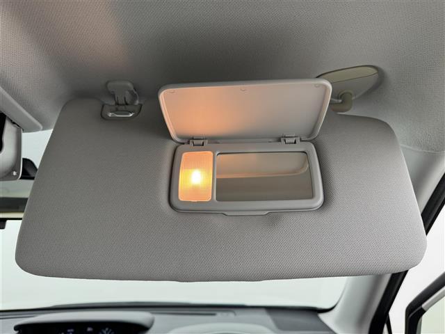 フォレスター ２．０ｉ－Ｌ　社外ナビ／フルセグＴＶ　ＥＴＣ　シートヒーター　クルーズコントロール　パドルシフト　横滑り防止装置　アイドリングストップ　Ｘ－ＭＯＤＥ　電動格納式ドアミラー　ドアバイザー　純正１７インチＡＷ　ＬＥＤ（32枚目）