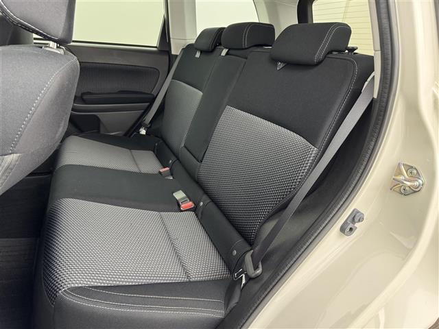 フォレスター ２．０ｉ－Ｌ　社外ナビ／フルセグＴＶ　ＥＴＣ　シートヒーター　クルーズコントロール　パドルシフト　横滑り防止装置　アイドリングストップ　Ｘ－ＭＯＤＥ　電動格納式ドアミラー　ドアバイザー　純正１７インチＡＷ　ＬＥＤ（35枚目）