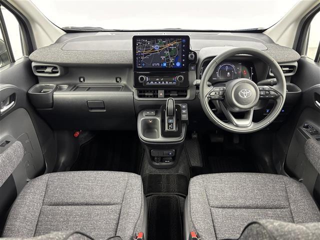 シエンタ ハイブリッドＺ　純正１０．５型ＤＡナビ／フルセグＴＶ　全方位カメラ　前後ドラレコ　レーダークルコン　コーナーセンサー　衝突軽減　レーンキープ　アクセル踏み間違い防止　ＢＳＭ　両側電動スライドドア　純正１５インチＡＷ（2枚目）