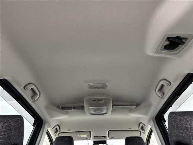 シエンタ ハイブリッドＺ　純正１０．５型ＤＡナビ／フルセグＴＶ　全方位カメラ　前後ドラレコ　レーダークルコン　コーナーセンサー　衝突軽減　レーンキープ　アクセル踏み間違い防止　ＢＳＭ　両側電動スライドドア　純正１５インチＡＷ（35枚目）