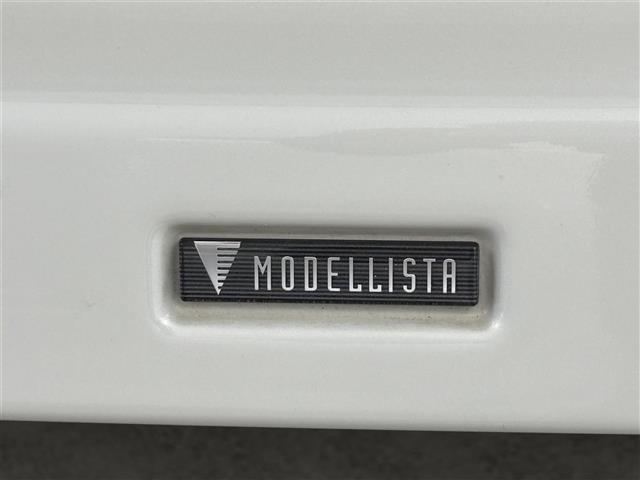 ハリアー Ｚ　レザーパッケージ　調光パノラマルーフ　モデリスタエアロ　純正１２．３型ナビ　ＪＢＬサウンド　デジタルインナーミラー　トヨタセーフティセンス　アクセル踏み間違い防止　シートベンチレーション／ヒーター　パワーバックドア（12枚目）