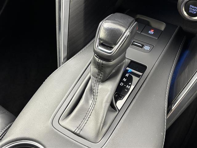 ハリアー Ｚ　レザーパッケージ　調光パノラマルーフ　モデリスタエアロ　純正１２．３型ナビ　ＪＢＬサウンド　デジタルインナーミラー　トヨタセーフティセンス　アクセル踏み間違い防止　シートベンチレーション／ヒーター　パワーバックドア（32枚目）