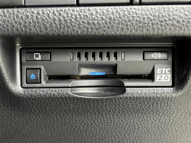 ハリアー Ｚ　レザーパッケージ　調光パノラマルーフ　モデリスタエアロ　純正１２．３型ナビ　ＪＢＬサウンド　デジタルインナーミラー　トヨタセーフティセンス　アクセル踏み間違い防止　シートベンチレーション／ヒーター　パワーバックドア（34枚目）