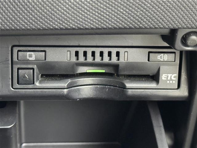 エスティマ アエラス　プレミアム　ワンオーナー　後席モニター　純正ナビ／フルセグＴＶ　バックカメラ　クルーズコントロール　衝突被害軽減ブレーキ　レーンキープ　両側電動スライドドア　ハーフレザーシート　パワーシート　純正１８インチＡＷ（13枚目）