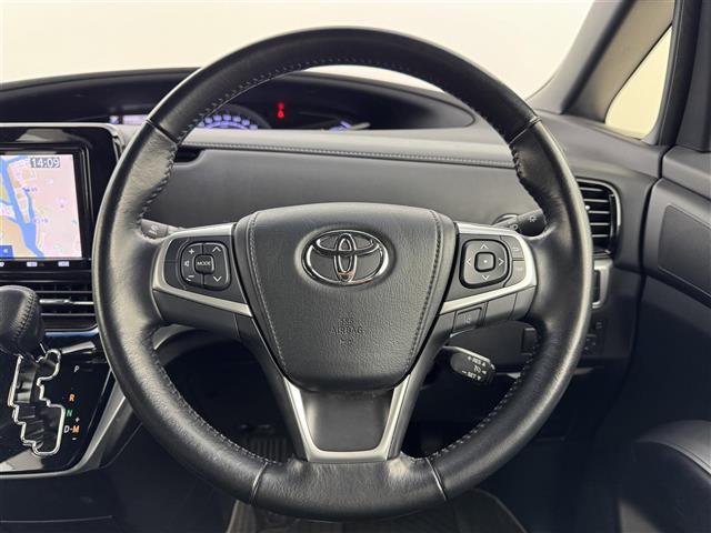 エスティマ アエラス　プレミアム　ワンオーナー　後席モニター　純正ナビ／フルセグＴＶ　バックカメラ　クルーズコントロール　衝突被害軽減ブレーキ　レーンキープ　両側電動スライドドア　ハーフレザーシート　パワーシート　純正１８インチＡＷ（24枚目）