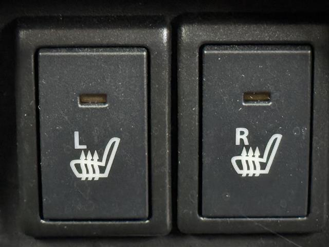 ハスラー ハイブリッドＧ　純正ナビ　衝突軽減ブレーキ　レーンキープ　コーナーセンサー　横滑り防止装置　アイドリングストップ　シートヒーター　プッシュスタート　電動格納式ドアミラー　純正フロアマット　オートライト　ドアバイザー（12枚目）