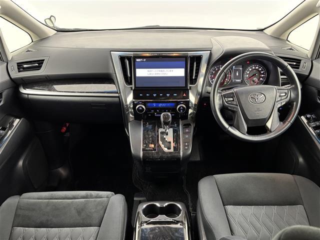 アルファード ２．５Ｓ　Ａパッケージ　後席モニター　純正１０型ナビ／フルセグＴＶ　バックカメラ　ワイヤレス充電　前後ドラレコ　レーダークルコン　コーナーセンサー　衝突被害軽減ブレーキ　レーンキープ　両側電動スライドドア　社外１８インチＡＷ（2枚目）