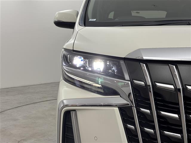 アルファード ２．５Ｓ　Ａパッケージ　後席モニター　純正１０型ナビ／フルセグＴＶ　バックカメラ　ワイヤレス充電　前後ドラレコ　レーダークルコン　コーナーセンサー　衝突被害軽減ブレーキ　レーンキープ　両側電動スライドドア　社外１８インチＡＷ（17枚目）