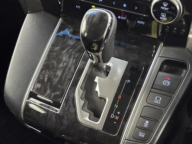 アルファード ２．５Ｓ　Ａパッケージ　後席モニター　純正１０型ナビ／フルセグＴＶ　バックカメラ　ワイヤレス充電　前後ドラレコ　レーダークルコン　コーナーセンサー　衝突被害軽減ブレーキ　レーンキープ　両側電動スライドドア　社外１８インチＡＷ（31枚目）