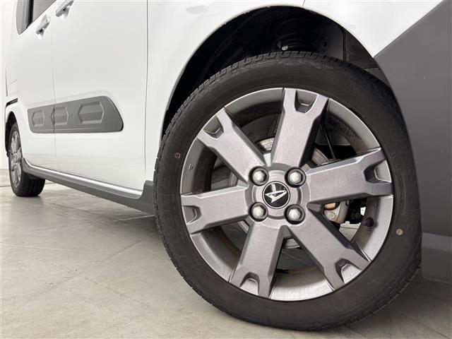 タント ファンクロスターボ　ワンオーナー　純正ディスプレイオーディオ　全方位カメラ　両側パワースライドドア　衝突軽減システム　コーナーセンサー　横滑り防止　レーンキープ　アイドリングストップ　シートヒーター　純正１５インチＡＷ（18枚目）