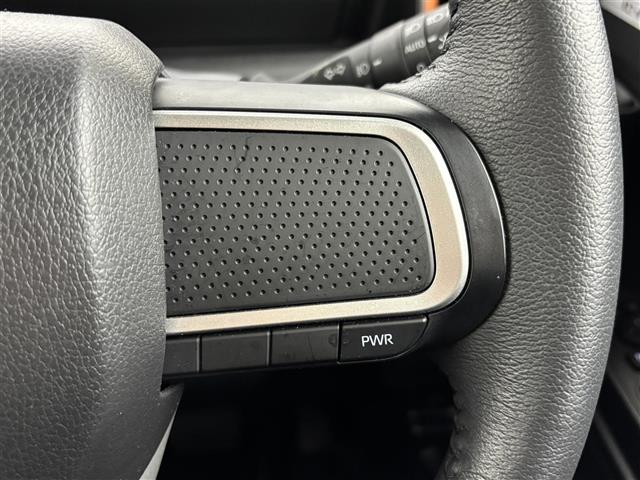 タント ファンクロスターボ　ワンオーナー　純正ディスプレイオーディオ　全方位カメラ　両側パワースライドドア　衝突軽減システム　コーナーセンサー　横滑り防止　レーンキープ　アイドリングストップ　シートヒーター　純正１５インチＡＷ（25枚目）