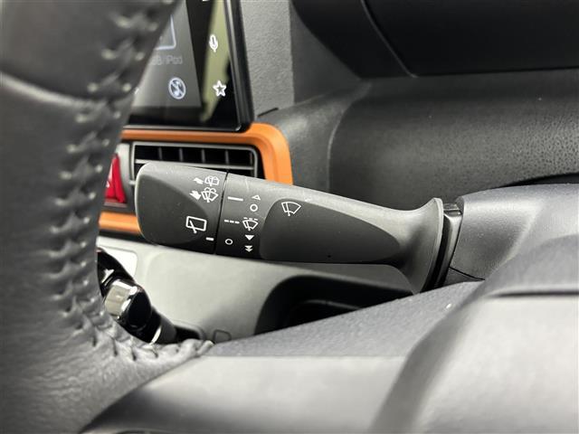 タント ファンクロスターボ　ワンオーナー　純正ディスプレイオーディオ　全方位カメラ　両側パワースライドドア　衝突軽減システム　コーナーセンサー　横滑り防止　レーンキープ　アイドリングストップ　シートヒーター　純正１５インチＡＷ（26枚目）