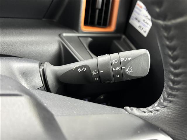 タント ファンクロスターボ　ワンオーナー　純正ディスプレイオーディオ　全方位カメラ　両側パワースライドドア　衝突軽減システム　コーナーセンサー　横滑り防止　レーンキープ　アイドリングストップ　シートヒーター　純正１５インチＡＷ（27枚目）