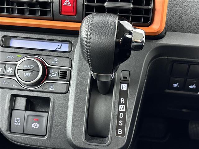 タント ファンクロスターボ　ワンオーナー　純正ディスプレイオーディオ　全方位カメラ　両側パワースライドドア　衝突軽減システム　コーナーセンサー　横滑り防止　レーンキープ　アイドリングストップ　シートヒーター　純正１５インチＡＷ（30枚目）