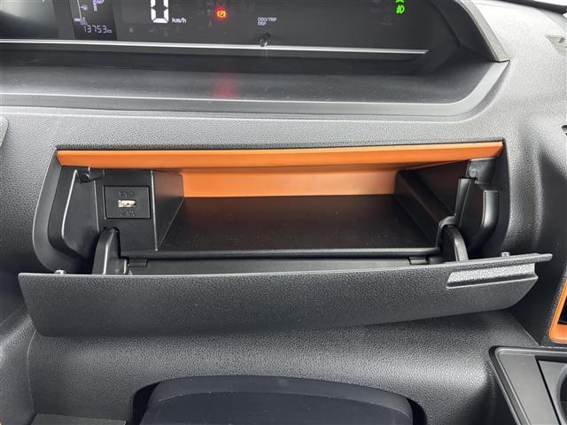 タント ファンクロスターボ　ワンオーナー　純正ディスプレイオーディオ　全方位カメラ　両側パワースライドドア　衝突軽減システム　コーナーセンサー　横滑り防止　レーンキープ　アイドリングストップ　シートヒーター　純正１５インチＡＷ（31枚目）