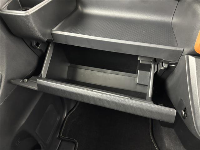 タント ファンクロスターボ　ワンオーナー　純正ディスプレイオーディオ　全方位カメラ　両側パワースライドドア　衝突軽減システム　コーナーセンサー　横滑り防止　レーンキープ　アイドリングストップ　シートヒーター　純正１５インチＡＷ（32枚目）