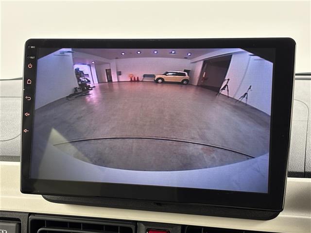 ムーヴキャンバス ストライプスＧ　社外ディスプレイオーディオ　バックカメラ　両側パワースライドドア　ワイヤレス充電　ＥＴＣ　ホッとカップホルダー　衝突軽減　レーンキープ　コーナーセンサー　アクセル踏み間違い防止　シートヒーター　ＬＥＤ（6枚目）