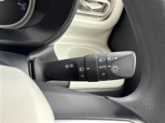 ムーヴキャンバス ストライプスＧ　社外ディスプレイオーディオ　バックカメラ　両側パワースライドドア　ワイヤレス充電　ＥＴＣ　ホッとカップホルダー　衝突軽減　レーンキープ　コーナーセンサー　アクセル踏み間違い防止　シートヒーター　ＬＥＤ（27枚目）