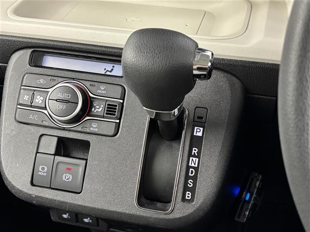 ムーヴキャンバス ストライプスＧ　社外ディスプレイオーディオ　バックカメラ　両側パワースライドドア　ワイヤレス充電　ＥＴＣ　ホッとカップホルダー　衝突軽減　レーンキープ　コーナーセンサー　アクセル踏み間違い防止　シートヒーター　ＬＥＤ（30枚目）