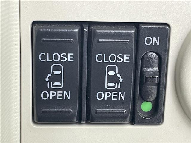 ムーヴキャンバス Ｇブラックアクセントリミテッド　ＳＡＩＩＩ　純正ナビ／フルセグＴＶ　パノラマモニター　ＥＴＣ　ナビ連動前方ドライブレコーダー　コーナーセンサー　衝突軽減ブレーキ　アイドリングストップ　両側電動スライドドア　プッシュスタート　スペアキー　ＬＥＤ（7枚目）