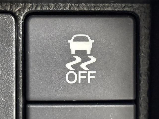 Ｎ－ＯＮＥ モデューロＸ　ワンオーナー　社外ナビ／フルセグＴＶ　ＥＴＣ　クルーズコントロール　パドルシフト　横滑り防止装置　プッシュスタート　電動格納式ドアミラー　ハーフレザーシート　社外フロントスポイラー　社外１５インチＡＷ（10枚目）