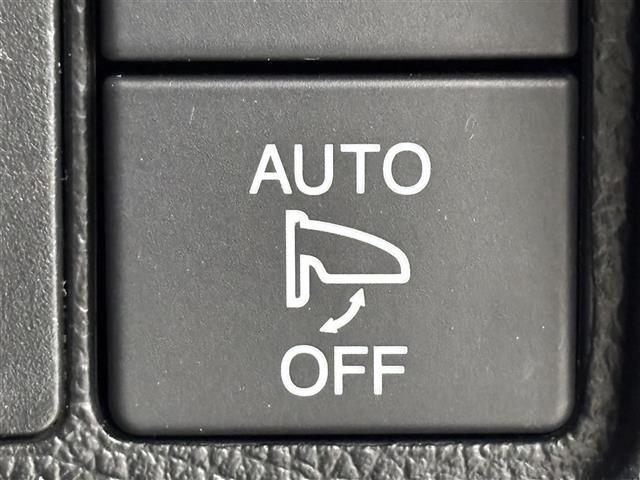 Ｎ－ＯＮＥ モデューロＸ　ワンオーナー　社外ナビ／フルセグＴＶ　ＥＴＣ　クルーズコントロール　パドルシフト　横滑り防止装置　プッシュスタート　電動格納式ドアミラー　ハーフレザーシート　社外フロントスポイラー　社外１５インチＡＷ（11枚目）