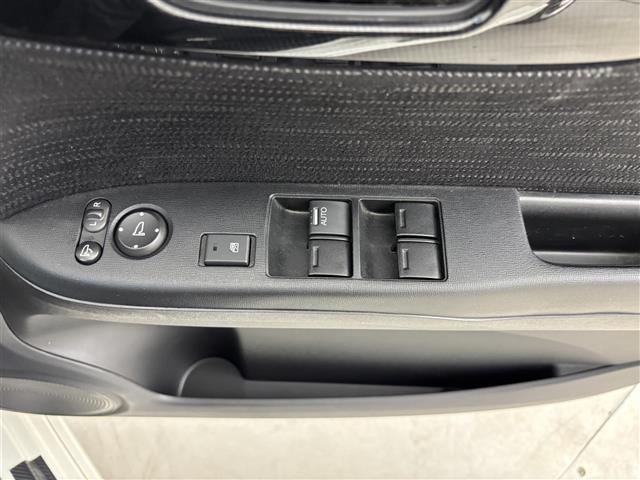 Ｎ－ＯＮＥ モデューロＸ　ワンオーナー　社外ナビ／フルセグＴＶ　ＥＴＣ　クルーズコントロール　パドルシフト　横滑り防止装置　プッシュスタート　電動格納式ドアミラー　ハーフレザーシート　社外フロントスポイラー　社外１５インチＡＷ（31枚目）