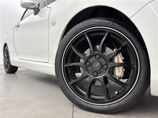 コペン ローブ 社外ディスプレイオーディオ バックカメラ カーボンリアウィング ロッソモデロツインマフラー デジタルルームミラー ETC 前後ドラレコ アイドリングストップ シートヒーター 社外16インチAW LED(18枚目)