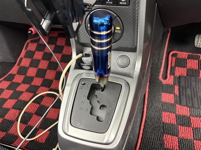 コペン ローブ 社外ディスプレイオーディオ バックカメラ カーボンリアウィング ロッソモデロツインマフラー デジタルルームミラー ETC 前後ドラレコ アイドリングストップ シートヒーター 社外16インチAW LED(31枚目)