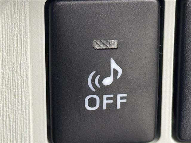 プリウス G 純正ナビ バックカメラ ビルトインETC 前後ドライブレコーダー クルーズコントロール ステアリングスイッチ プッシュスタート 電動格納式ドアミラー ハーフレザー パワーシート 純正17インチAW(12枚目)