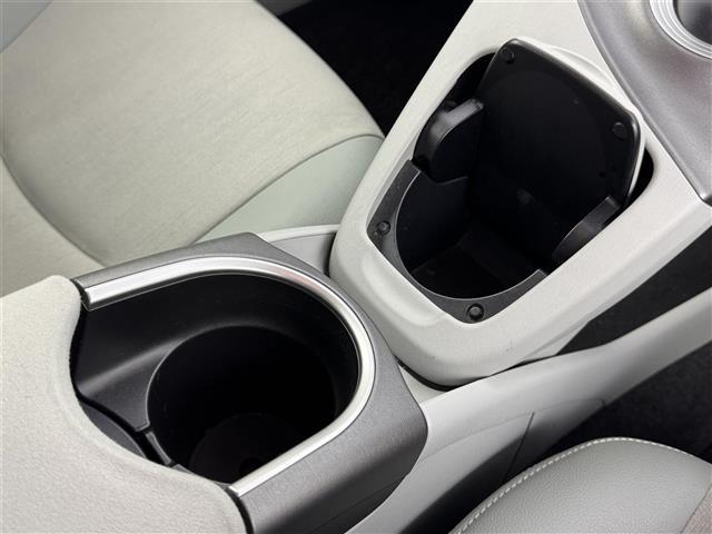 プリウス G 純正ナビ バックカメラ ビルトインETC 前後ドライブレコーダー クルーズコントロール ステアリングスイッチ プッシュスタート 電動格納式ドアミラー ハーフレザー パワーシート 純正17インチAW(31枚目)