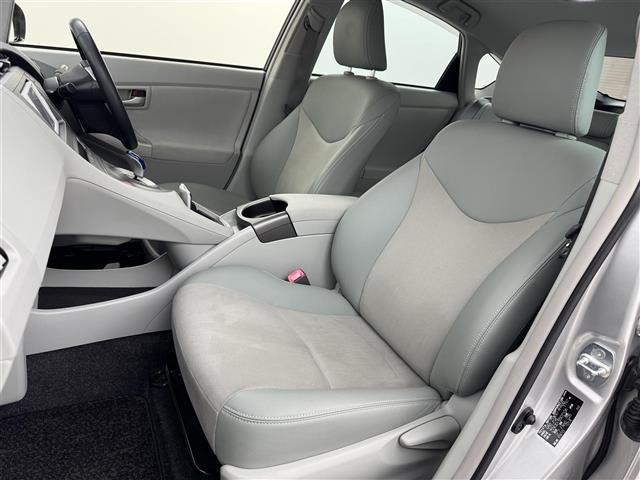 プリウス G 純正ナビ バックカメラ ビルトインETC 前後ドライブレコーダー クルーズコントロール ステアリングスイッチ プッシュスタート 電動格納式ドアミラー ハーフレザー パワーシート 純正17インチAW(37枚目)