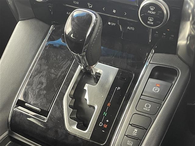 アルファード ２．５Ｓ　Ｃパッケージ　サンルーフ　モデリスタエアロ　後席モニター　純正１０型ナビ　トヨタセーフティセンス　アクセル踏み間違い防止　両側電動スライドドア　パワーバックドア　シートベンチレーション／ヒーター　３眼ＬＥＤライト（30枚目）