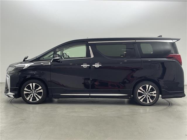 アルファード ２．５Ｓ　Ｃパッケージ　サンルーフ　モデリスタエアロ　後席モニター　純正１０型ナビ　トヨタセーフティセンス　アクセル踏み間違い防止　両側電動スライドドア　パワーバックドア　シートベンチレーション／ヒーター　３眼ＬＥＤライト（39枚目）