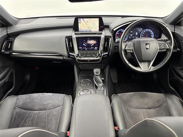 クラウンハイブリッド RSアドバンス サンルーフ 純正ナビ/フルセグTV バックカメラ ETC2.0 レーダークルーズコントロール トヨタセーフティセンス アクセル踏み間違い防止 HUD シートヒーター ステアリングヒーター ハーフレザー(2枚目)