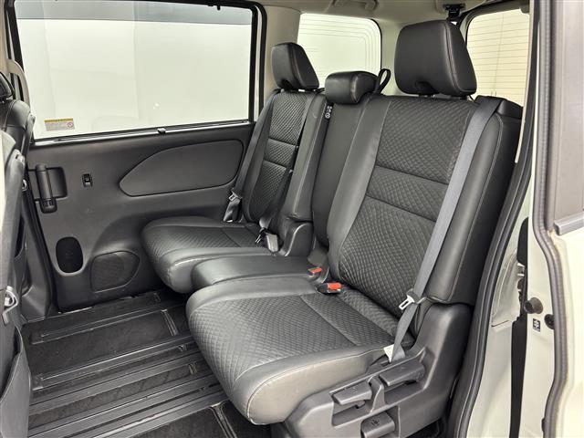 セレナ ハイウェイスター Vセレクション 後席モニター 社外ナビ 全方位 プロパイロット インテリジェントルームミラー エマージェンシーブレーキ 両側パワースライドドア ETC ドラレコ パーキングアシスト 防水シート コーナーセンサー(35枚目)