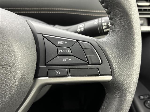 セレナ ハイウェイスター VセレクションII 純正9型ナビ/フルセグTV アラウンドビューモニター ドライブレコーダー クルーズコントロール コーナーセンサー エマージェンシーブレーキ パーキングアシスト 両側電動スライドドア 純正16インチAW(7枚目)