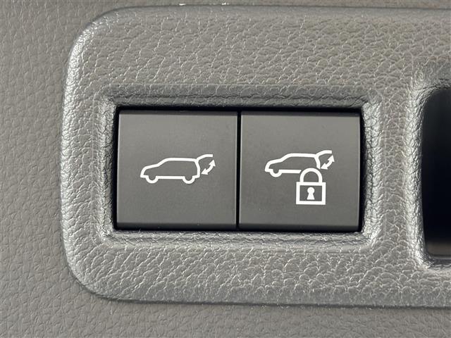 ハリアーハイブリッド Z レザーパッケージ モデリスタエアロ 純正12.3型ナビ 全方位カメラ JBL デジタルルームミラー トヨタセーフティセンス アクセル踏み間違い防止 パワーバックドア シートベンチレーション/ヒーター 純正19インチAW(36枚目)