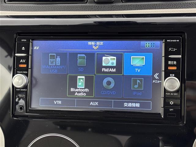 �y�a�����������������z�i�r�Q�[�V�����ƌg�ѓd�b�^�X�}�[�g�t�H�����a�����������������ڑ����邱�Ƃ��ł��܂��B�ڑ�����ƃn���Y�t���[�Ŏg�p���邱�Ƃ��ł���̂ŁA�ƂĂ��֗��ł��I