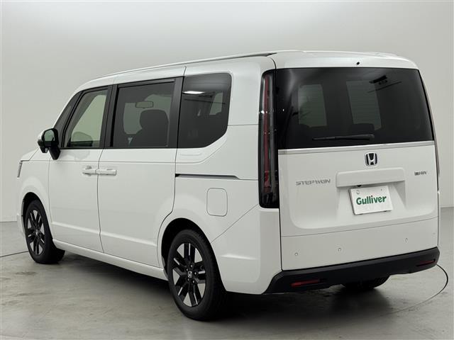 ステップワゴン ｅ：ＨＥＶエアー　ＥＸ　登録済未使用車　後席モニター　純正１１．４型ナビ　バックカメラ　ホンダセンシング　アクセル踏み間違い防止　パドルシフト　両側電動スライドドア　シートヒーター　パワーバックドア　純正１６インチＡＷ（20枚目）