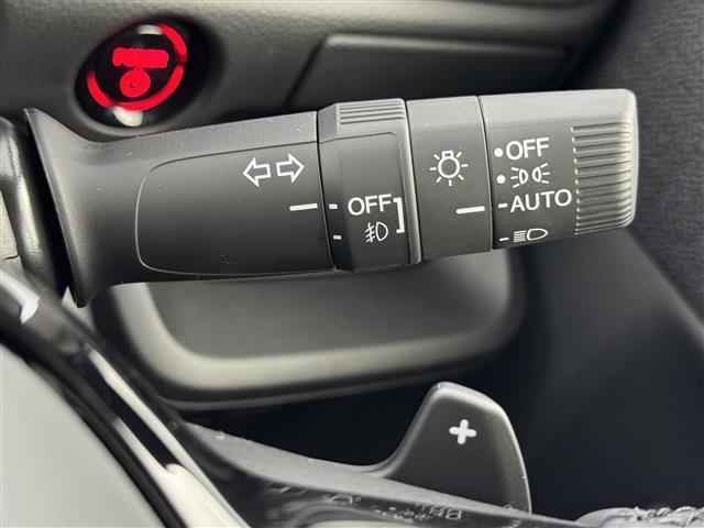 ステップワゴン ｅ：ＨＥＶエアー　ＥＸ　登録済未使用車　後席モニター　純正１１．４型ナビ　バックカメラ　ホンダセンシング　アクセル踏み間違い防止　パドルシフト　両側電動スライドドア　シートヒーター　パワーバックドア　純正１６インチＡＷ（27枚目）