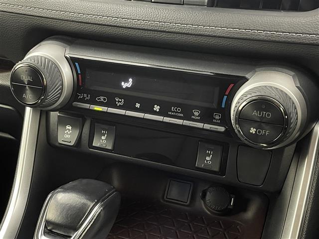 ＲＡＶ４ Ｇ　Ｚパッケージ　社外１０インチフローティングＳＤナビ　バックカメラ　レーダークルーズ　プリクラッシュセーフティ　ＴＲＤエアロ　パノラマルーフ　デジタルインナーミラー　クリアランスソナー　ドラレコ　ＥＴＣ　シートヒータ（26枚目）