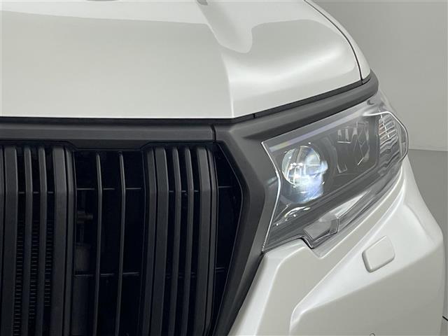 ランドクルーザープラド ＴＸ　Ｌパッケージ　マットブラックエディション　９インチＤＡ＋Ｔ－Ｃｏｎｎｅｃｔナビ　ＭｉｒａＣＡＳＴ　ＢＴ　ラジオ　パノラミックビューモニター　ムーンルーフ　トヨタセーフティセンス　レーダークルコン　ＥＴＣ２．０　寒冷地仕様　シートヒーター（40枚目）