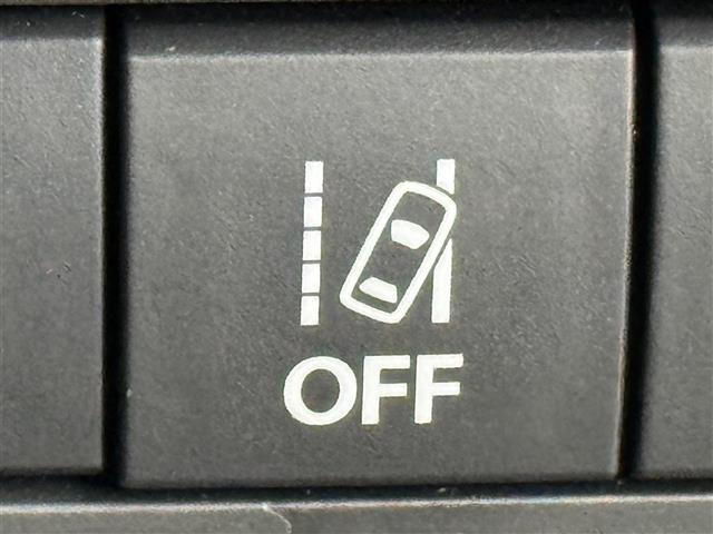 ソリオ ハイブリッドＭＺ　社外ディスプレイオーディオ（ＢＴ）　バックカメラ　両側パワースライドドア　衝突被害軽減ブレーキ　レーンアシスト　クルーズコントロール　コーナーセンサー　シートヒーター　ヘッドアップディスプレイ（7枚目）