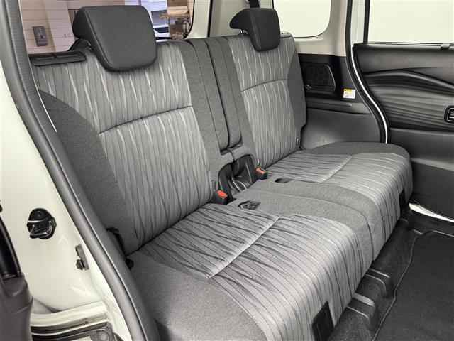 ソリオ ハイブリッドＭＺ　社外ディスプレイオーディオ（ＢＴ）　バックカメラ　両側パワースライドドア　衝突被害軽減ブレーキ　レーンアシスト　クルーズコントロール　コーナーセンサー　シートヒーター　ヘッドアップディスプレイ（15枚目）