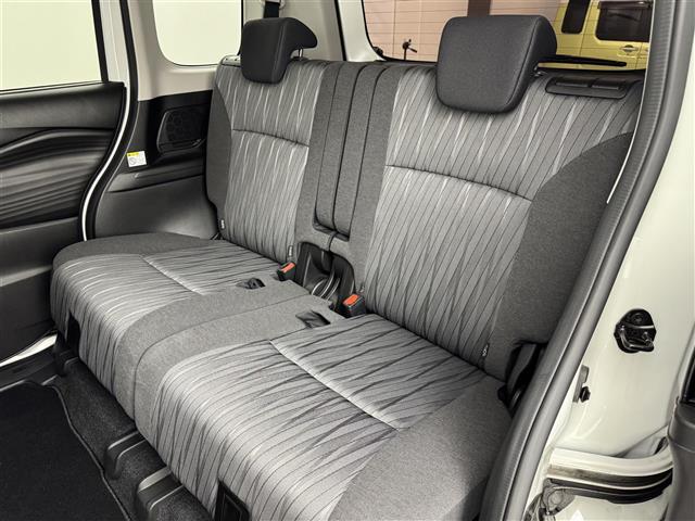 ソリオ ハイブリッドＭＺ　社外ディスプレイオーディオ（ＢＴ）　バックカメラ　両側パワースライドドア　衝突被害軽減ブレーキ　レーンアシスト　クルーズコントロール　コーナーセンサー　シートヒーター　ヘッドアップディスプレイ（36枚目）